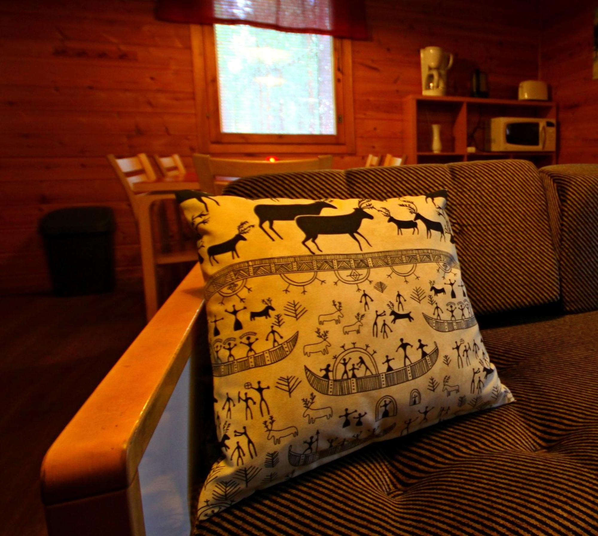 Ukonjaerven Holiday Village Івало Номер фото