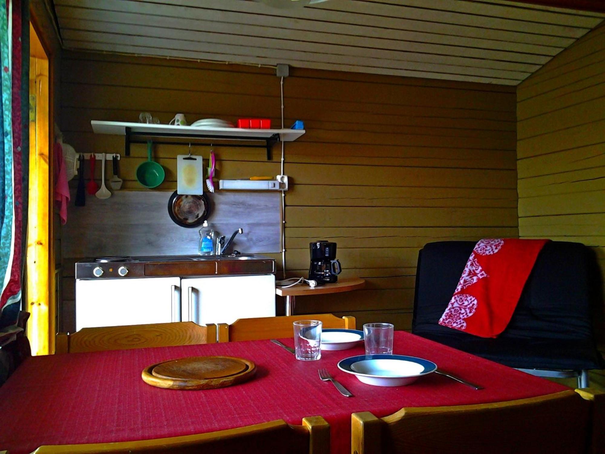 Ukonjaerven Holiday Village Івало Номер фото